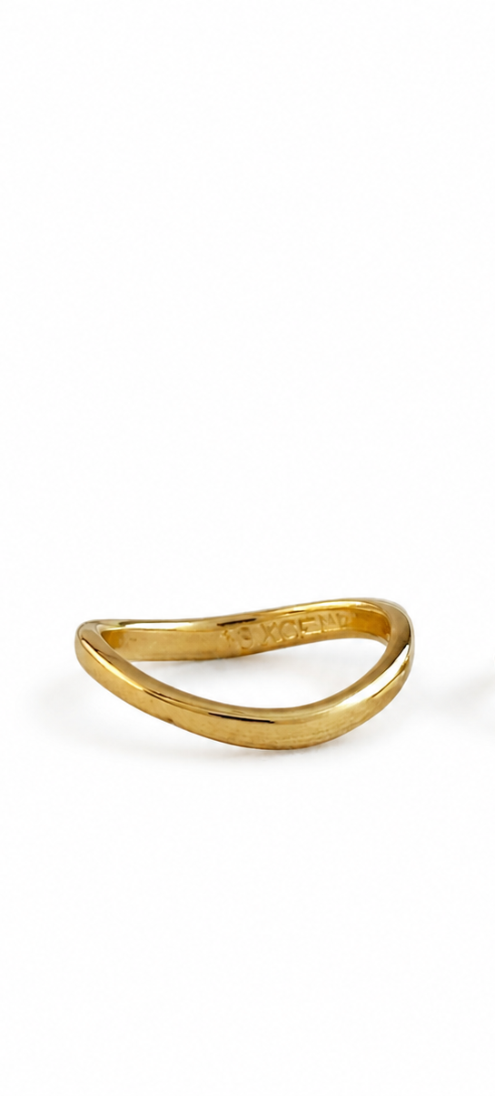 Grace Wavy Ring