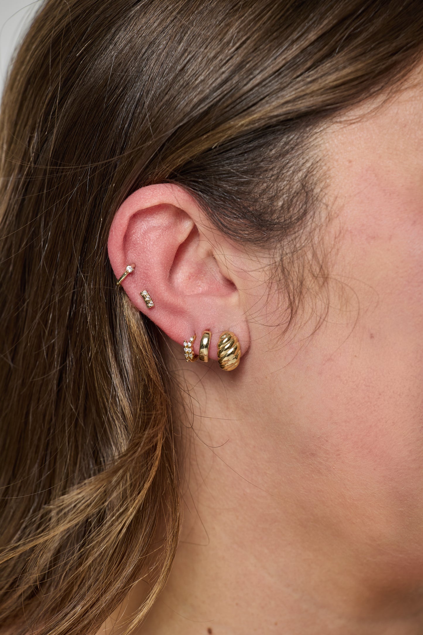 Carly Croissant Curve Stud