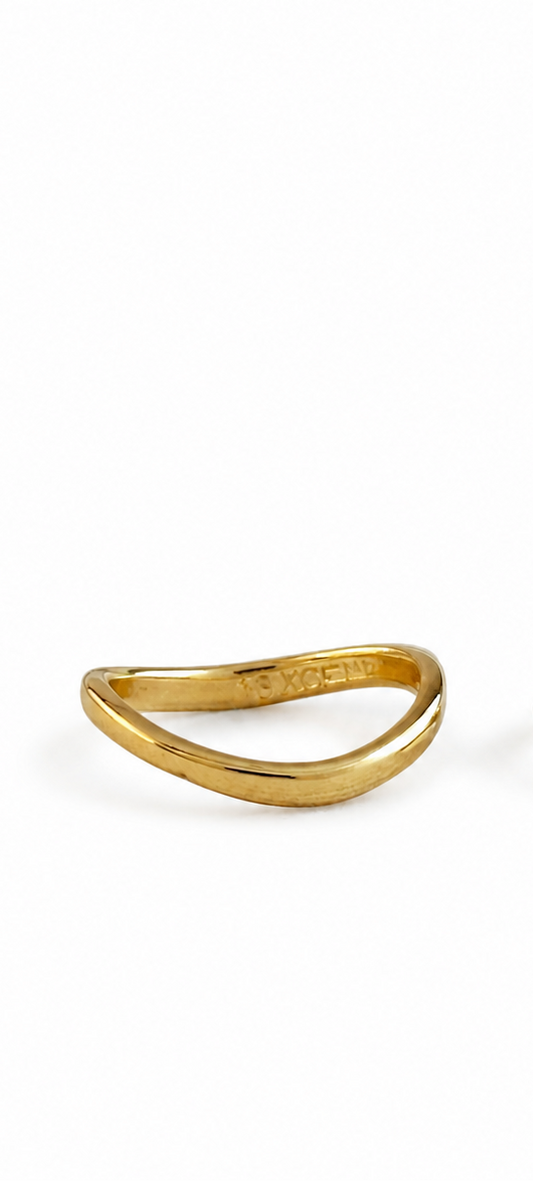 Grace Wavy Ring